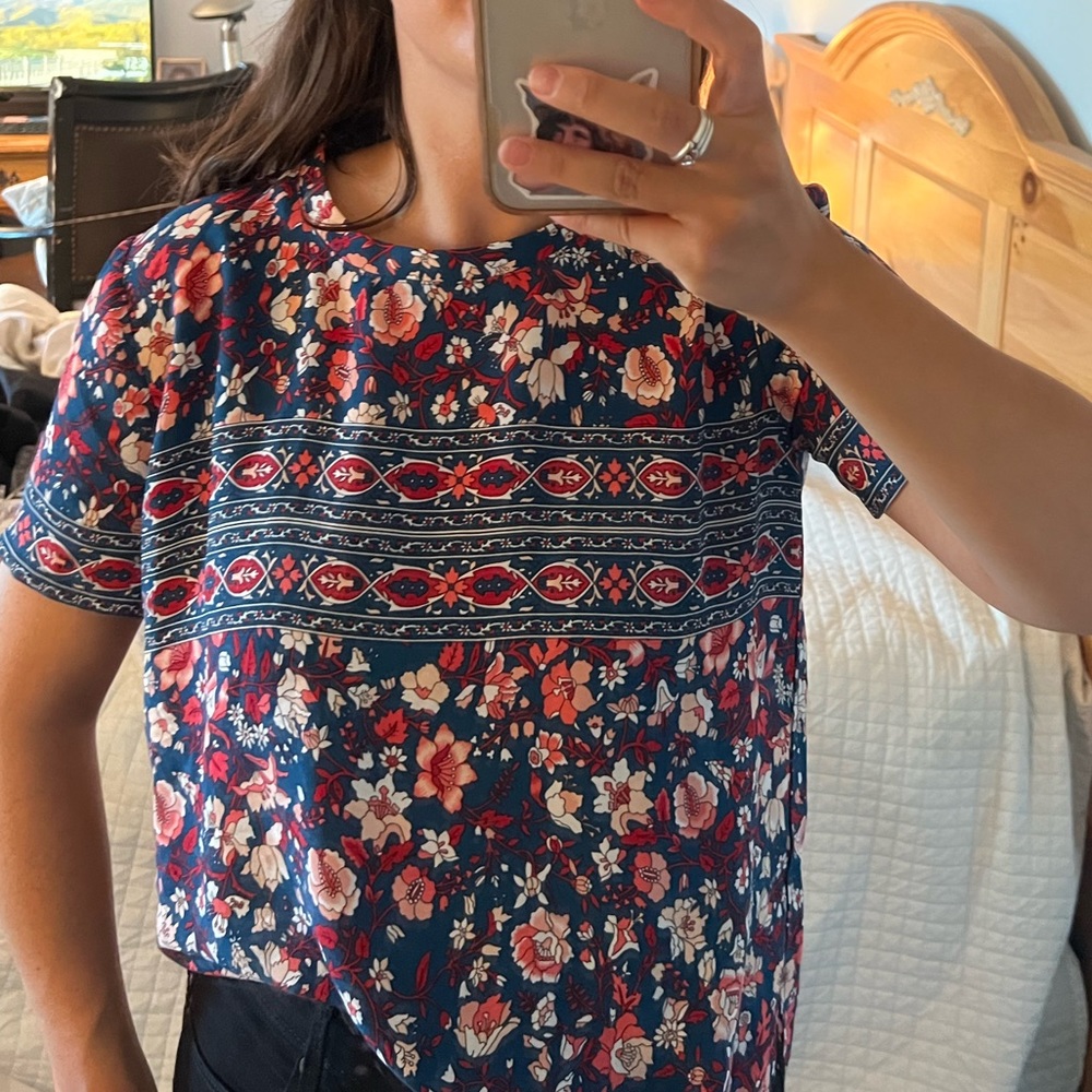 Ann Taylor LOFT Multi Blouse - X-Small